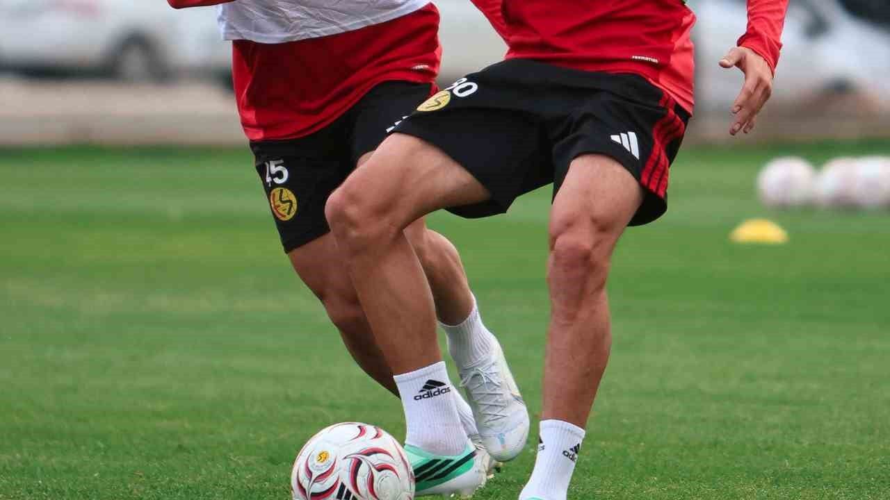 Eskişehirspor Altay maçı öncesi hazırlıklarını sıkılaştırdı