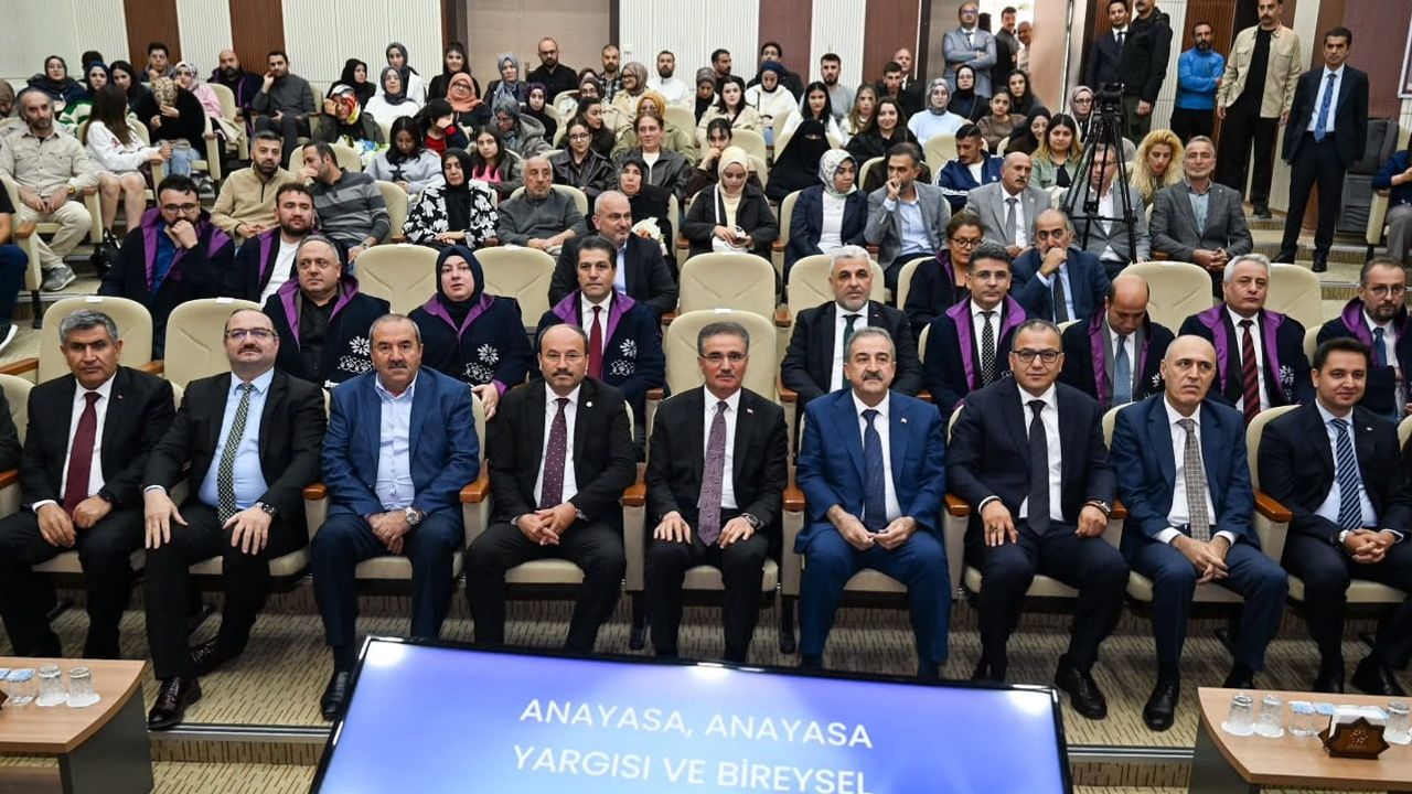 ETÜ'de 2026-2027 akademik yıl törenle başladı