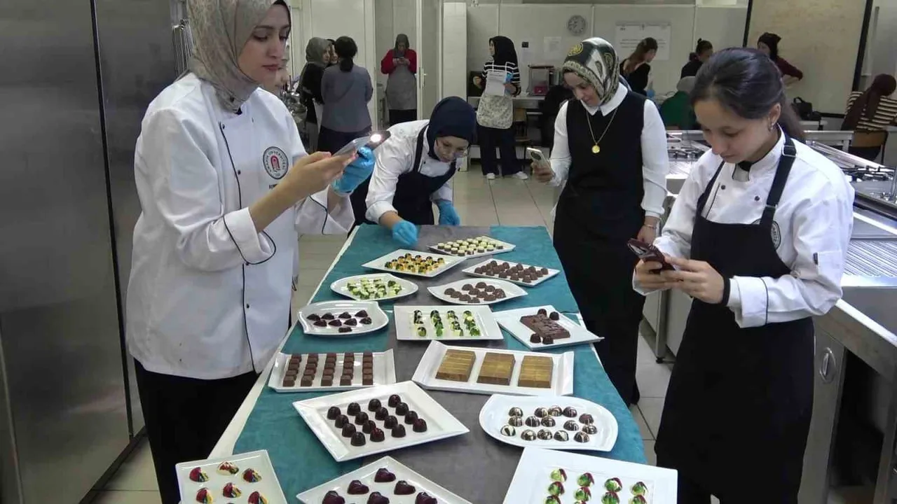 Ev mutfaklarından markaya dönüş: çikolata eğitimiyle kadın girişimciler destekleniyor