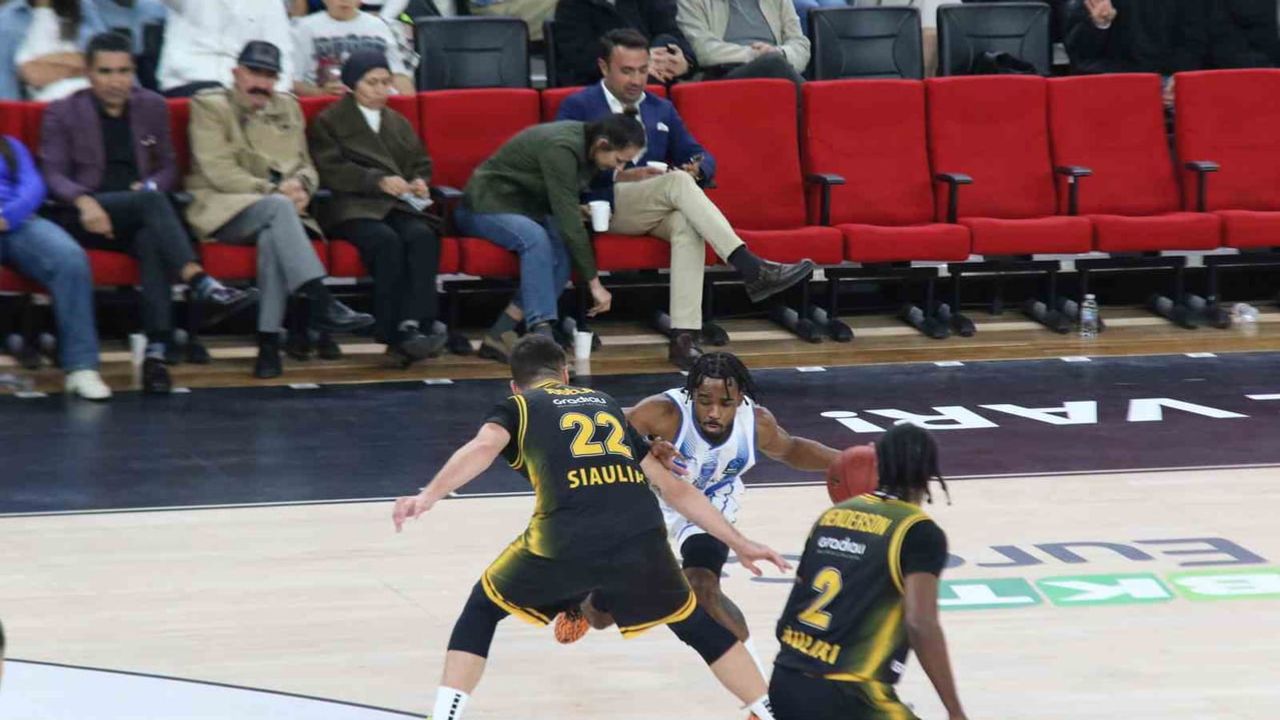 Ev sahibi üstünlüğü yetmedi: Türk Telekom sahasında 94-84 mağlup