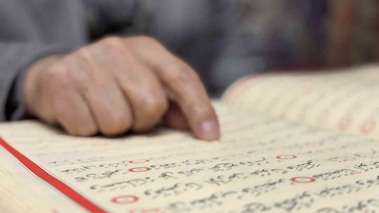 Evde geçen zaman onu hafız yaptı: 87 yaşında Kur'an-ı Kerim'i ezberledi