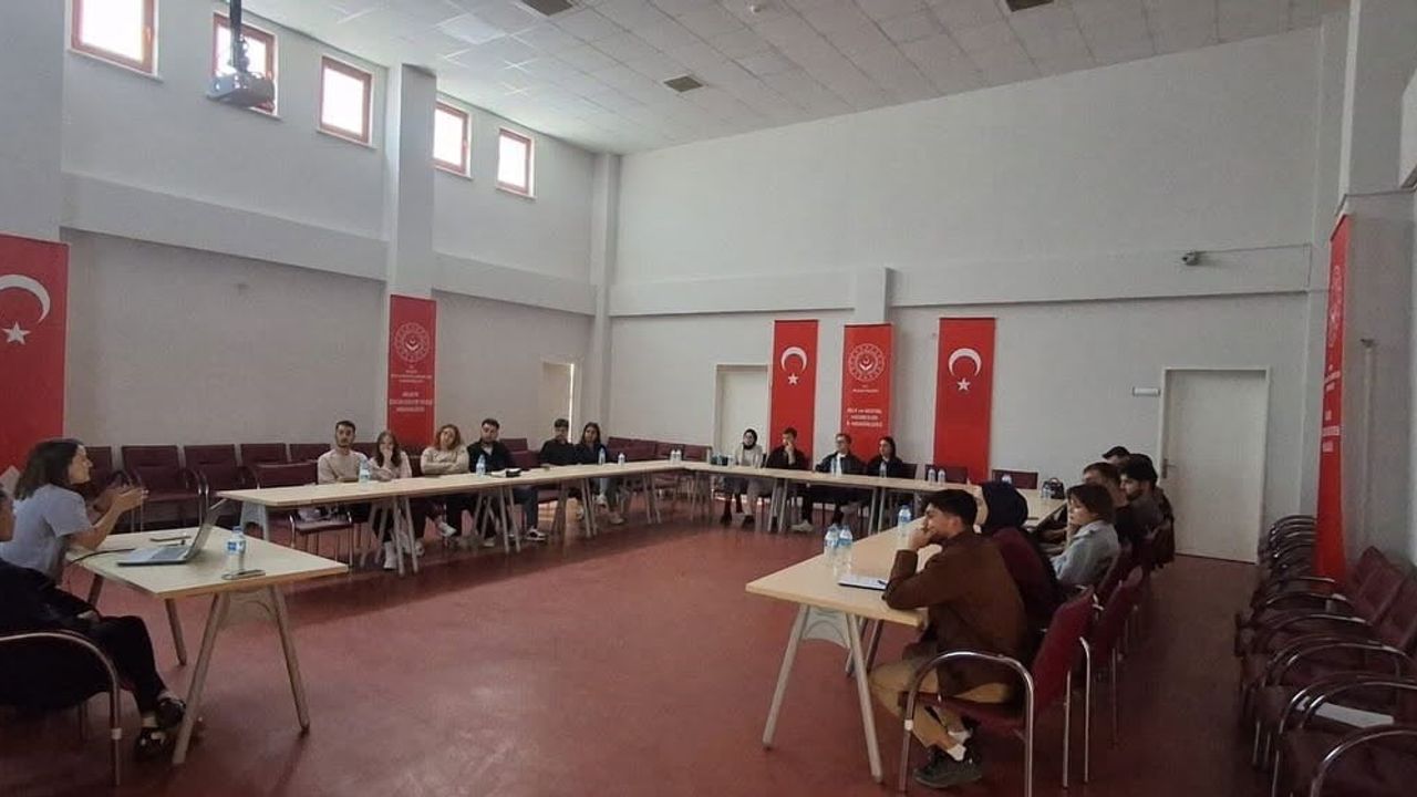 Evlilik yolculuğuna hazırlık: Bilecik'te genç çiftlere ön eğitim
