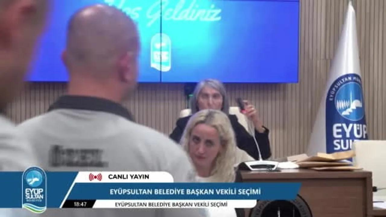 Eyüpsultan belediye meclisinde Cafer Parlak başkanvekili seçildi