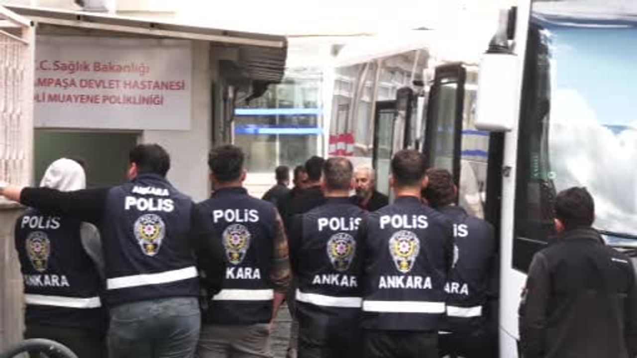 Eyüpsultan operasyonunda gözaltındakiler sağlık kontrolünün ardından Ankara'ya sevk edildi