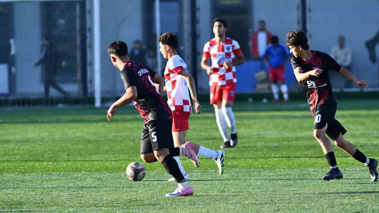Farklı başlangıç: Sungur FK develispor'u 5-0 yenerek ilk galibiyetini aldı