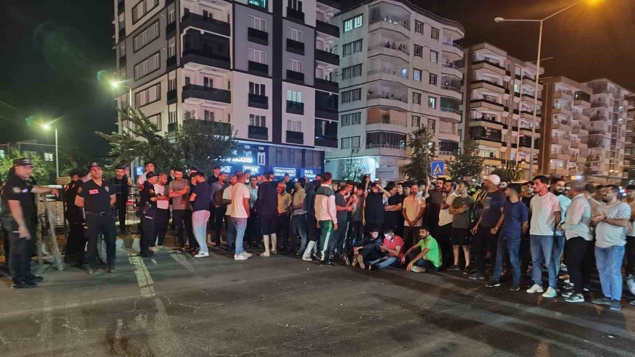 Fatih Mahallesi'nde yaya geçidinde çarpma, mahalle çözüm istiyor