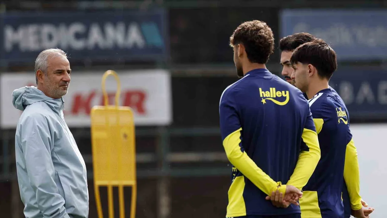 Fenerbahçe hazırlıklarını Rize maçına özel yoğunlaştırdı