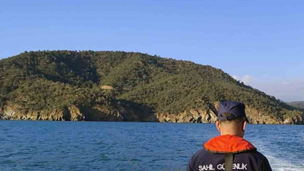 Fethiye'de sahil güvenlikten operasyon: 35 düzensiz göçmen ve iki gözaltı