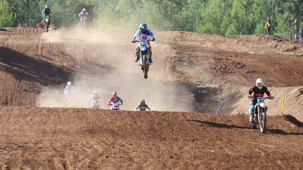 Fethiye'de sezon finalinde motokros heyecanı dorukta