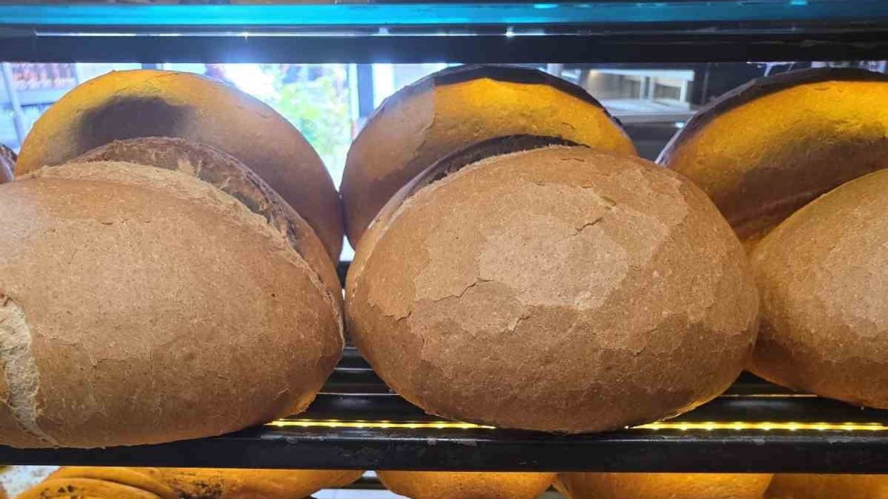 Fırıncıların fiyat yarışı vatandaşa nefes aldırdı: 200 gram ekmek 10 TL'ye düştü