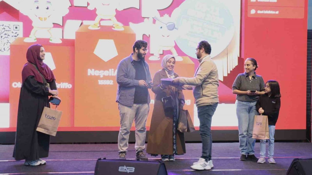 Fuarın Kahoot heyecanı kitapseverleri bilgi yarışında buluşturdu