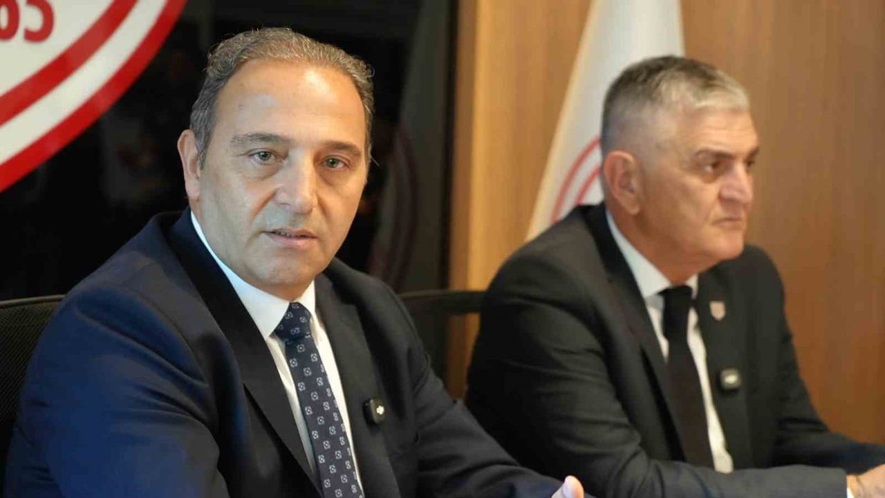 Futbol direktörü Çapa: devre arasında kadroyu baştan kurabilecek güçteyiz