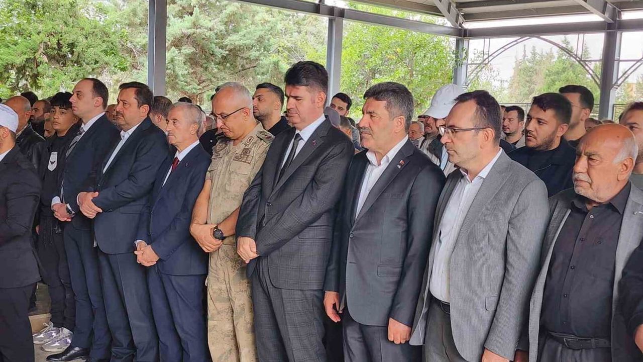 GAHİB camiası yasa boğuldu: Hüseyin Kaplan dualarla uğurlandı