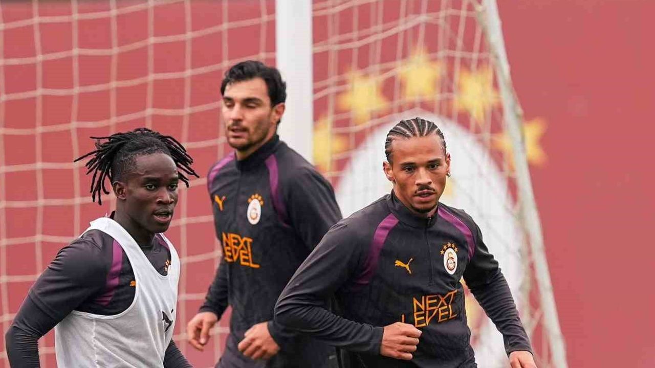Galatasaray, Okan Buruk yönetiminde Stuttgart sınavının provasına başladı