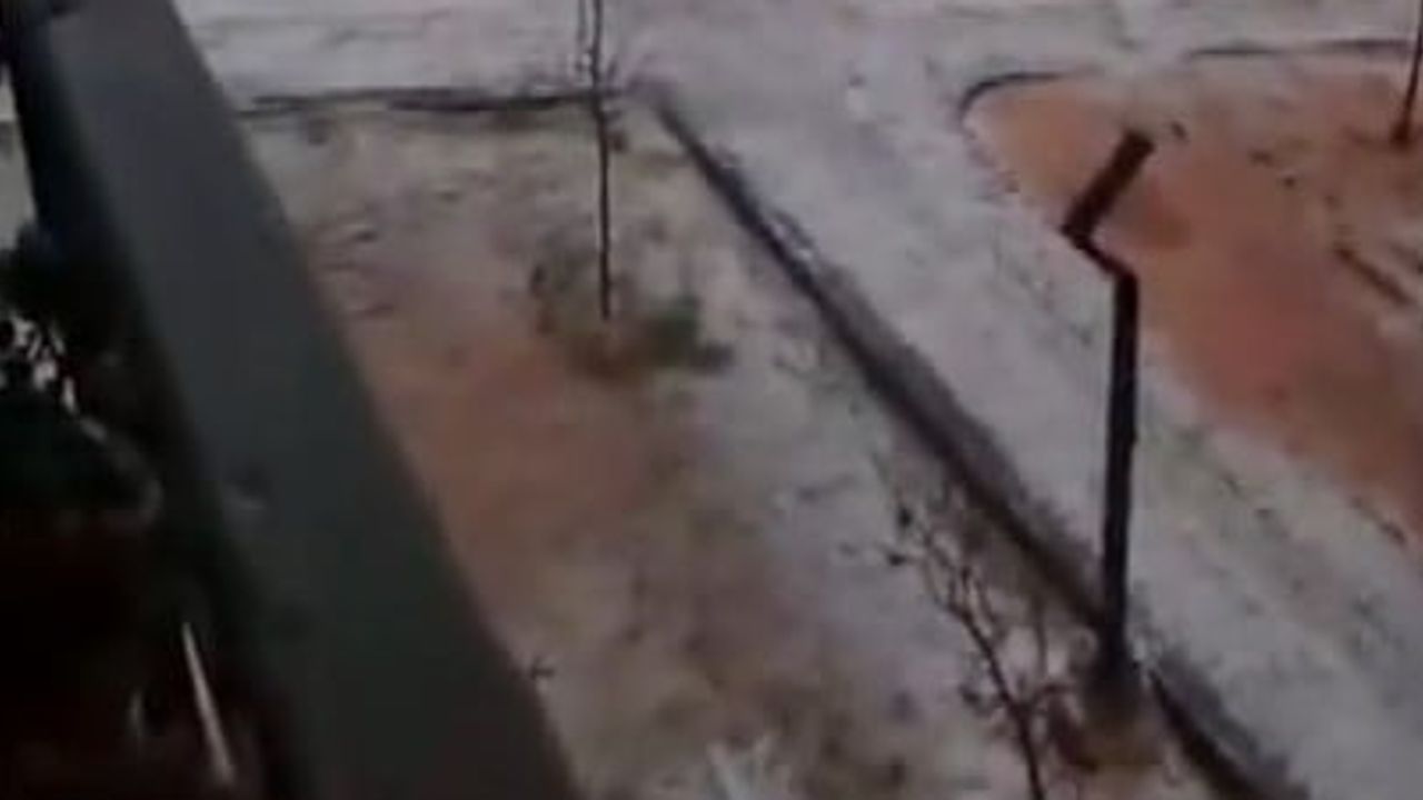 Gaziantep'in güneyinde dolu ve sağanak yaşamı ve tarımı etkiledi