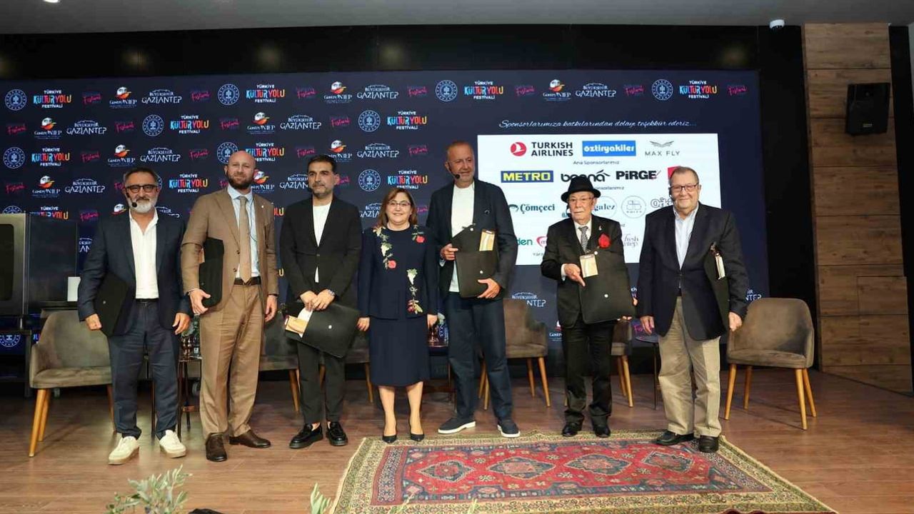Gaziantep'in mutfak mirasını geleceğe taşımak: GastroAntep'te korunma ve yenilik tartışıldı