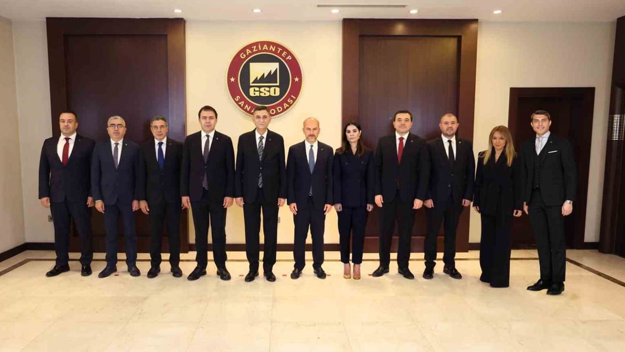 Gaziantep Sanayi Odası'nda yeni yönetim sanayinin geleceğine odaklandı