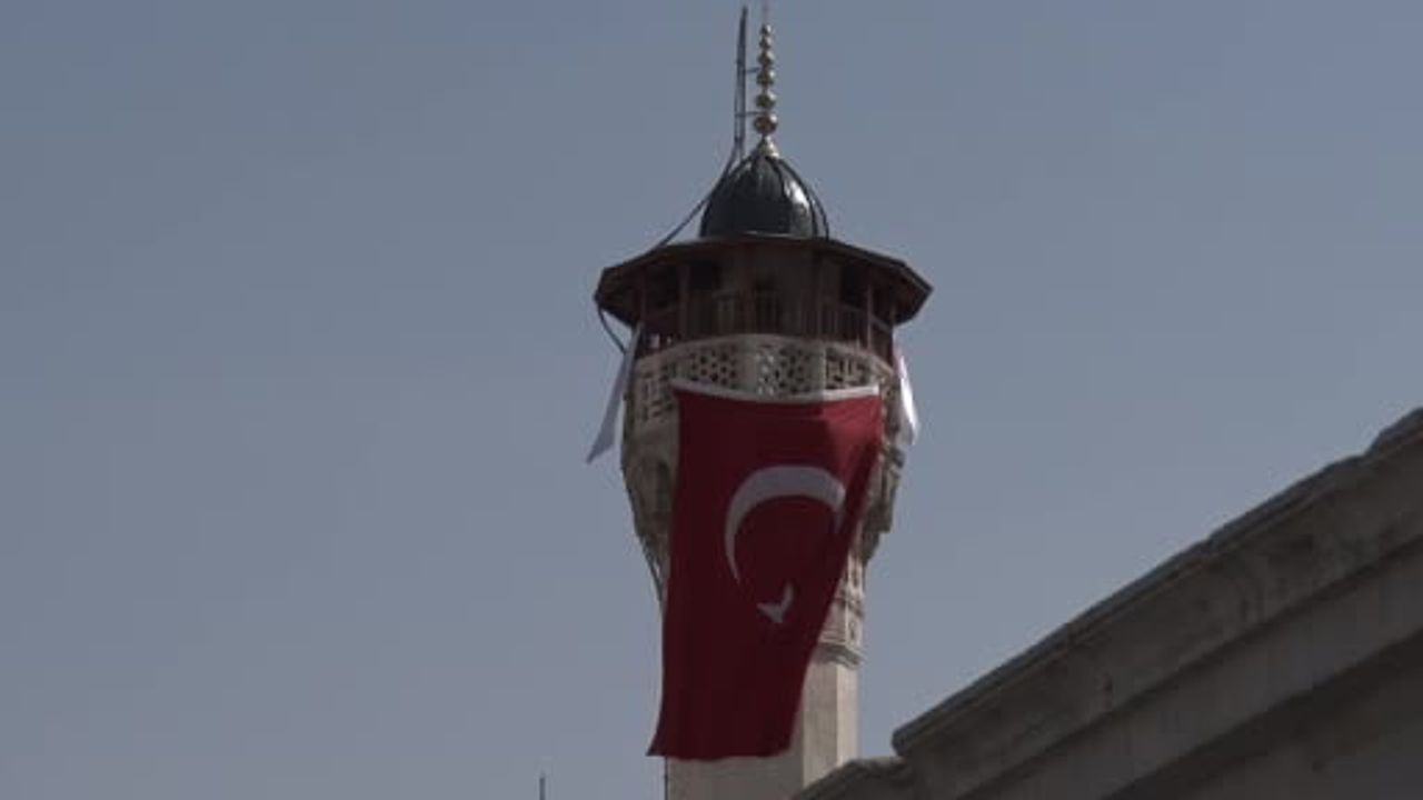 Gaziantep'te 16. yüzyıl mirası Tahtani Camii aslına uygun restorasyonla açıldı