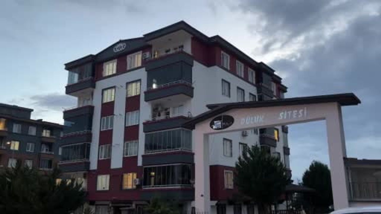 Gaziantep'te aile trajedisi: anne yaşamını yitirdi, baba ve çocuk tedavi altında