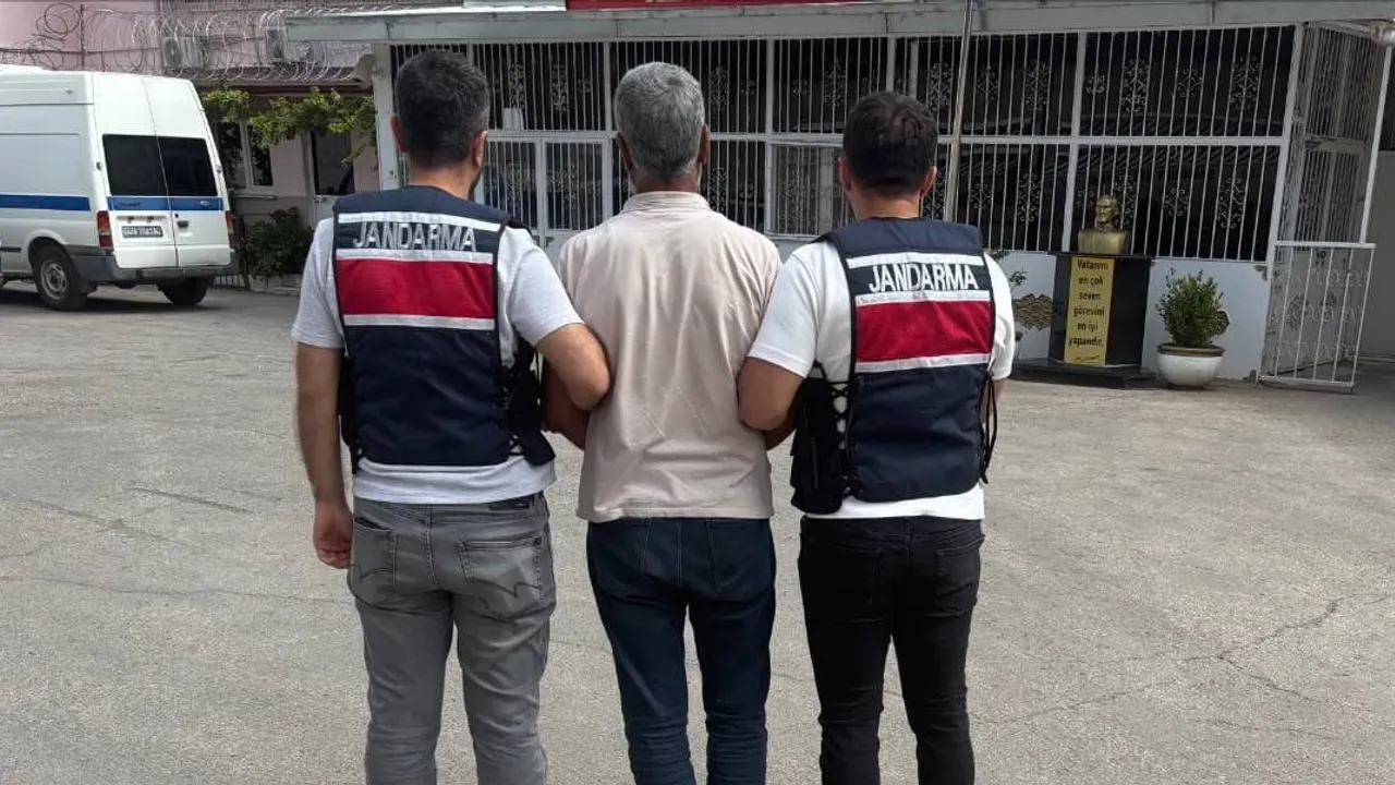 Gaziantep'te koordineli operasyonda 6 yıl 3 ay kesinleşmiş cezasıyla aranan FETÖ şüphelisi yakalandı