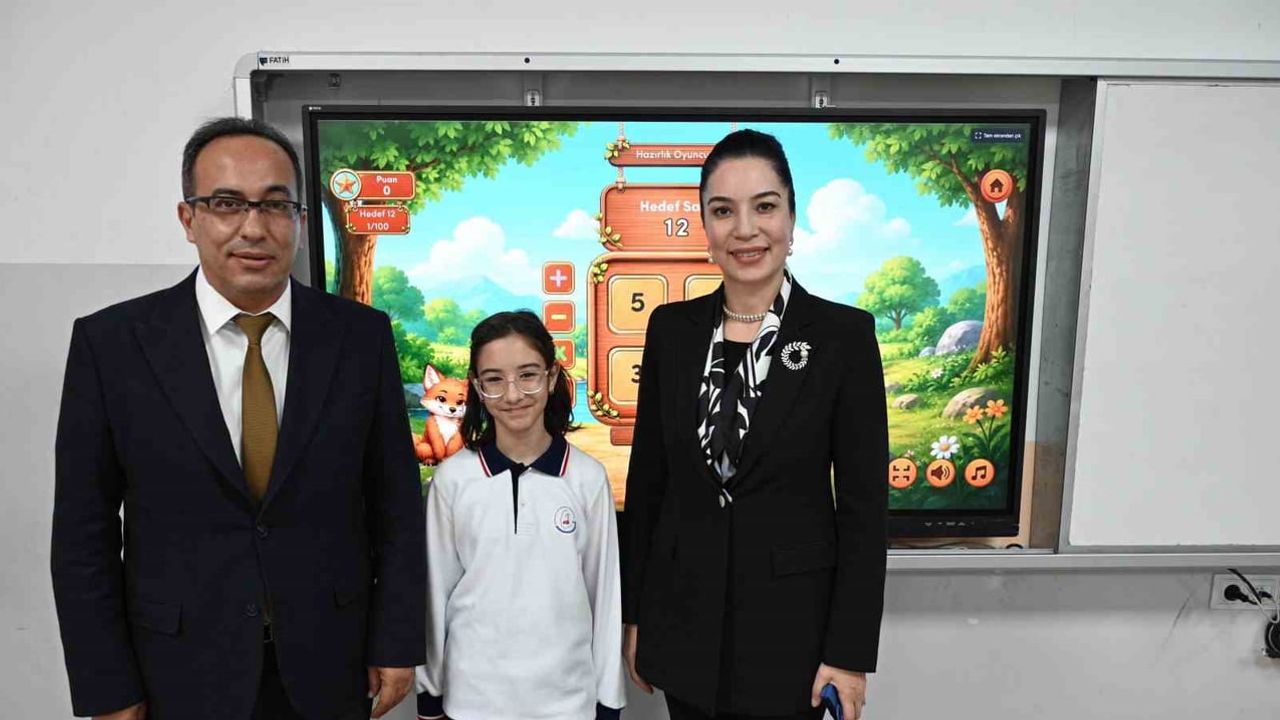 Gazipaşa Ortaokulu'nda yeni EBA tanıtımı eğitimde dijital dönüşümü öne çıkardı