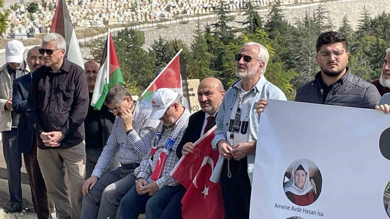 Gazze şehitleri Karşıyaka Mezarlığında dualarla anıldı
