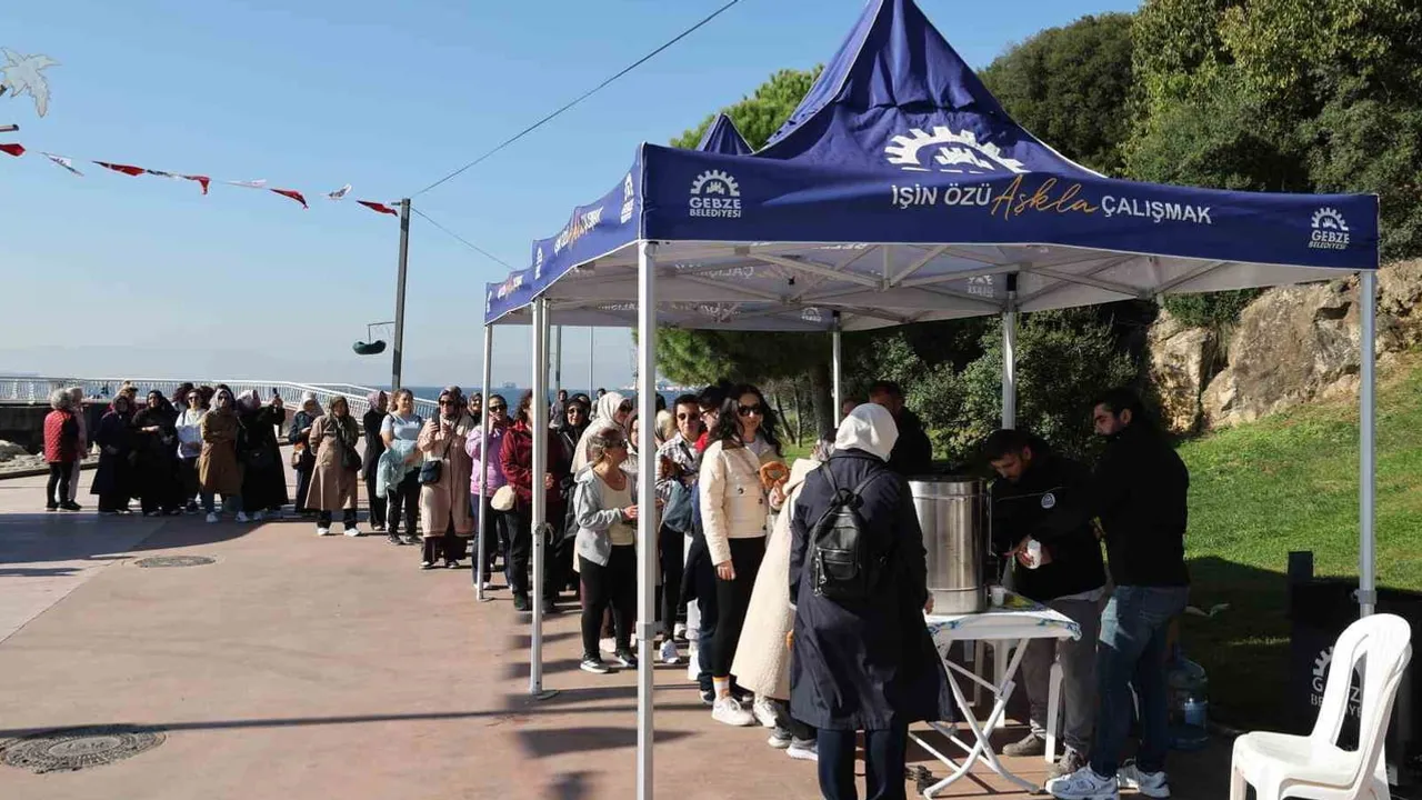 Gebze sahilinde adımlar umut taşıdı: kadınlardan buluşma ve hareket festivali