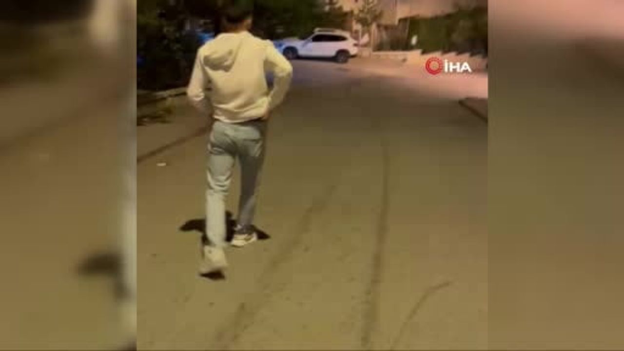 Gece sokakta havaya ateş açan iki şüpheli sosyal medyadan ele verdi