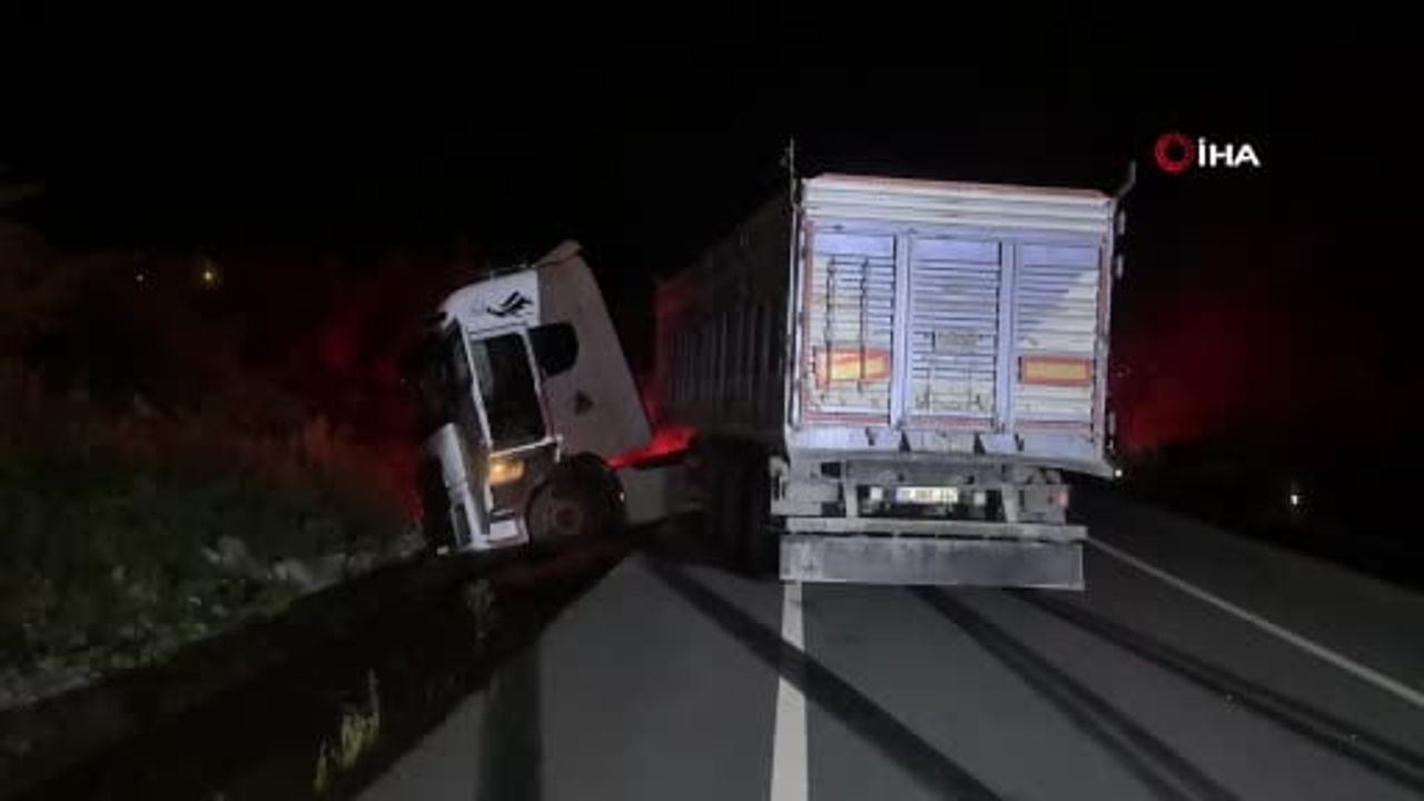 Gece yolunda Kur'an okumaya giden 80 yaşındaki adama tır çarptı
