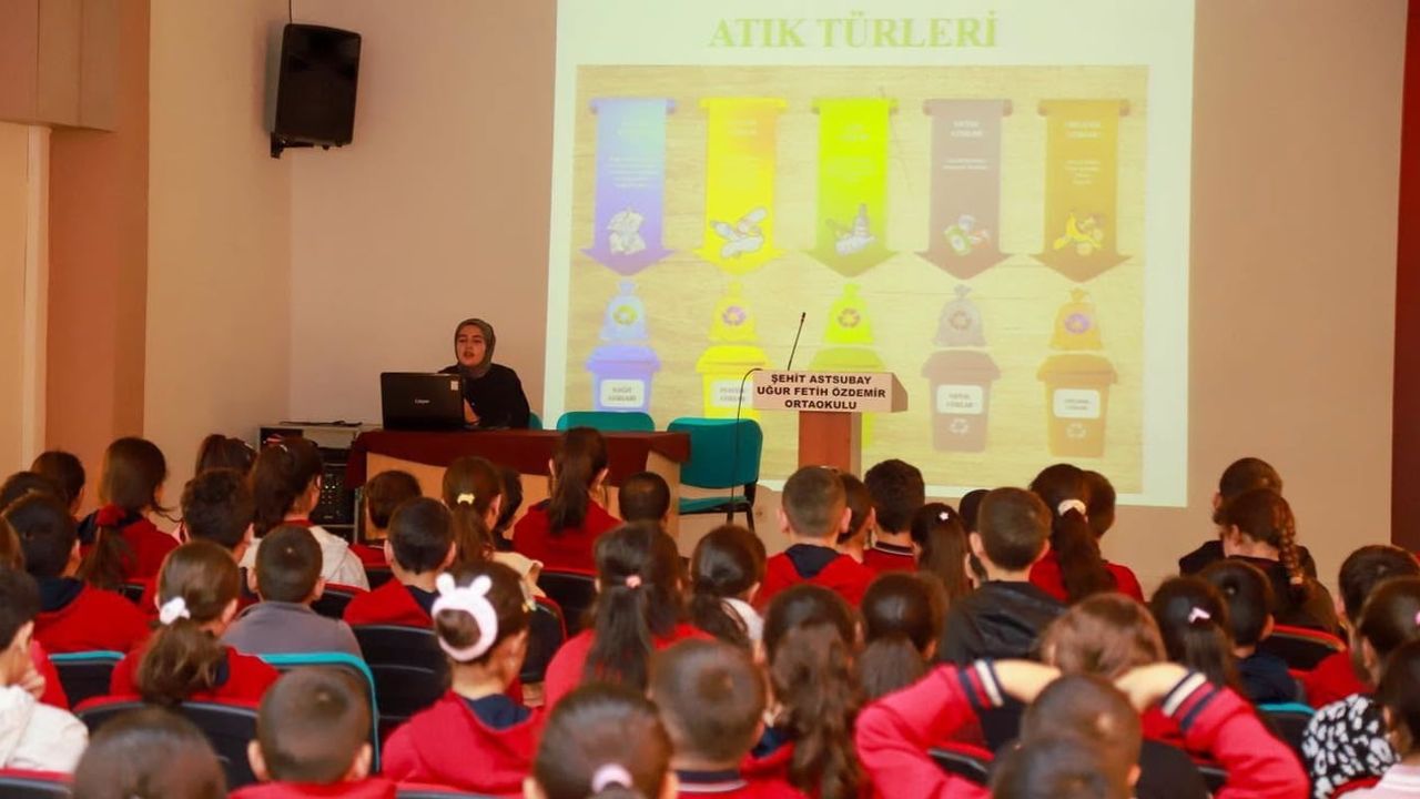 Geleceğin çevrecileri: Erzincanlı öğrenciler sıfır atıkla tanıştı