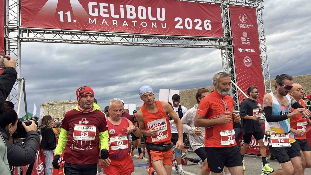 Gelibolu anılarıyla koşuldu: 11. uluslararası maraton yaklaşık 3 bin sporcuyu ağırladı