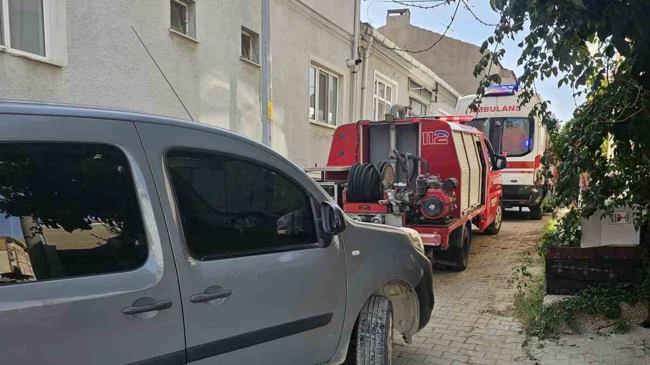Gelibolu'da banyoda ölü bulunan Avni Çakır için soruşturma başlatıldı
