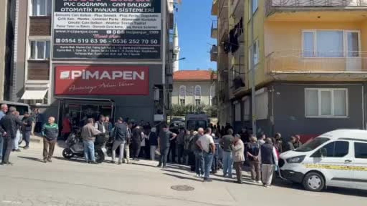 Gemlik'te evlerinde ölü bulunan çiftin ölümü için cinayet şüphesi üzerine soruşturma