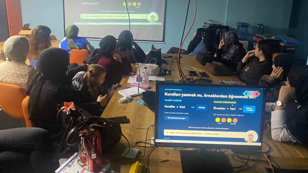 Genç 2030 kapsamında Düzce'de yapay zeka okuryazarlığı eğitimi ve e-sınav