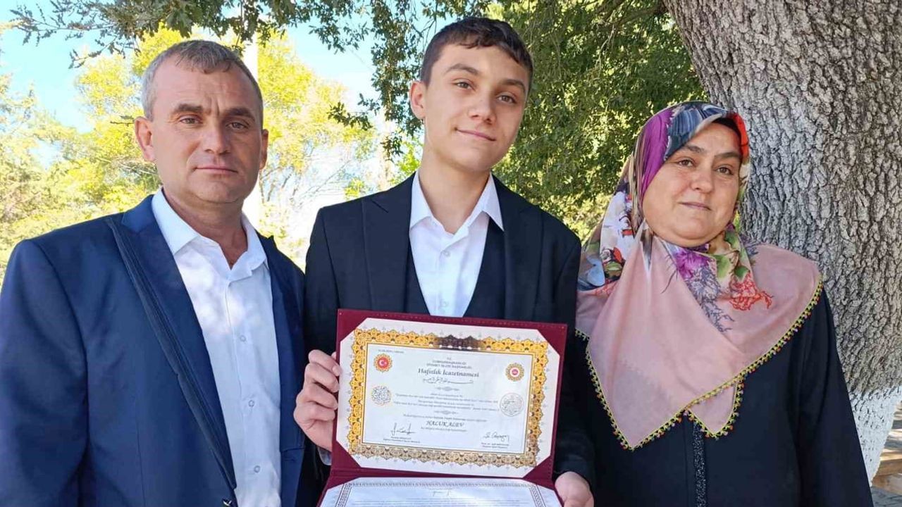 Genç hafız geleceğe bakanlık hedefiyle adım attı