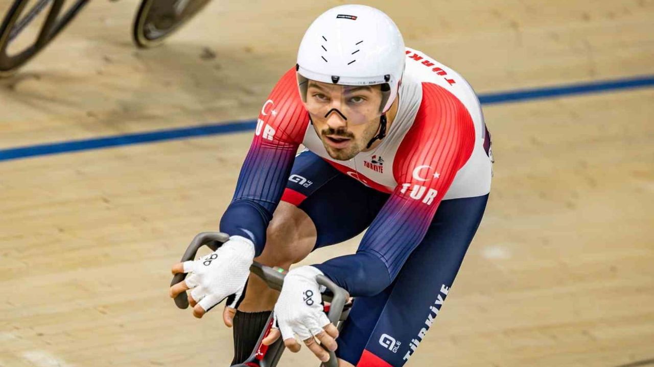 Genç milli bisikletçi Ramazan Yılmaz UCI pist dayanıklılık sıralamasında zirveye çıktı
