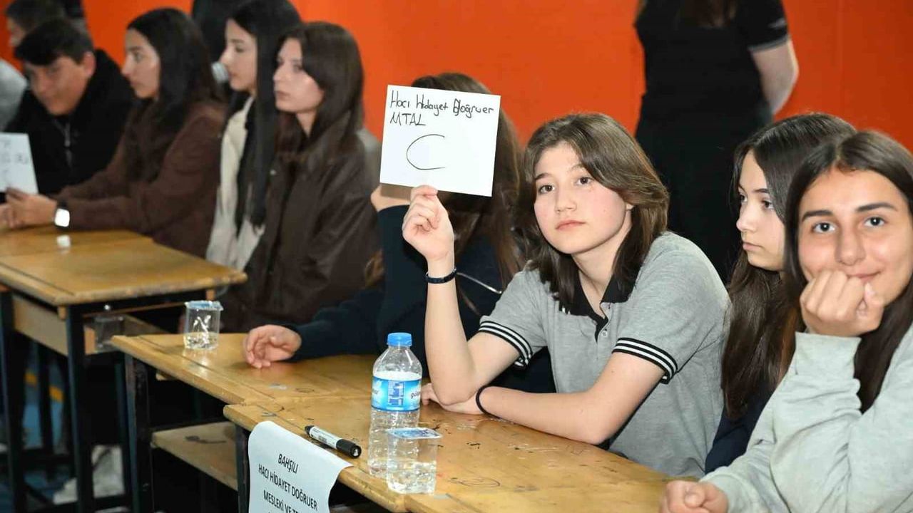 Gençler çevre bilgisi için yarıştı: Keskin Anadolu Lisesi ipi göğüsledi