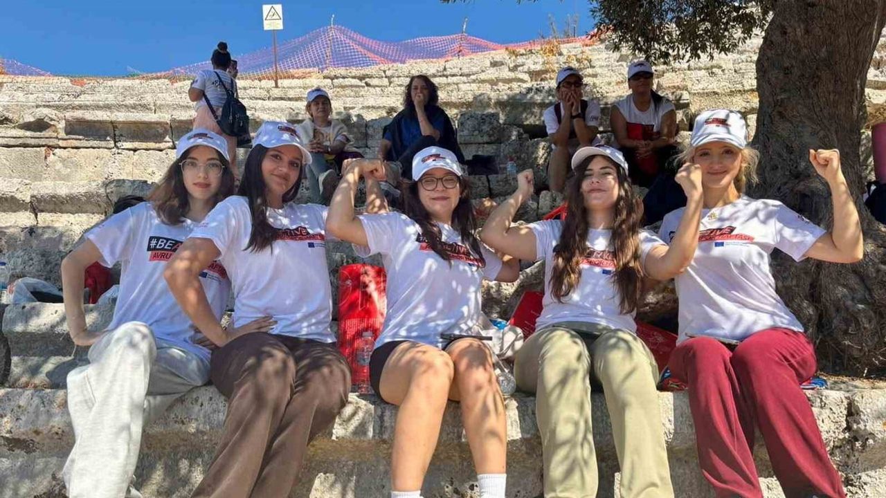 Gençler Kaunos’ta tarihle sporun iç içe geçtiği bir gün yaşadı