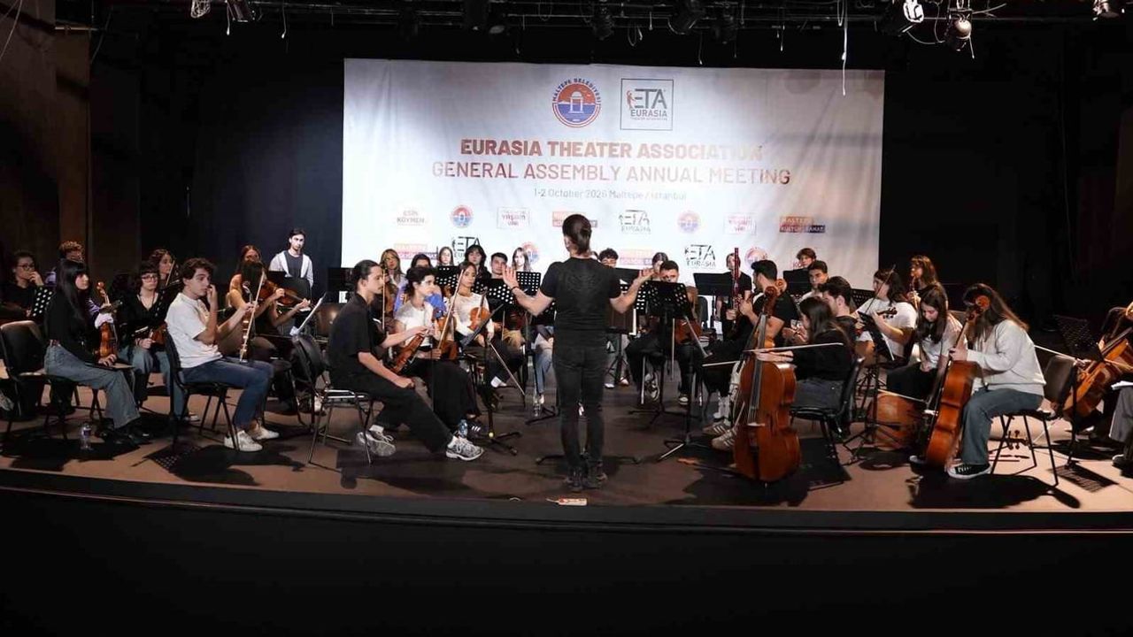 Gençler orkestra ile sahneye hazırlanıyor: Maltepe gençlik senfoni orkestrası prova yaptı