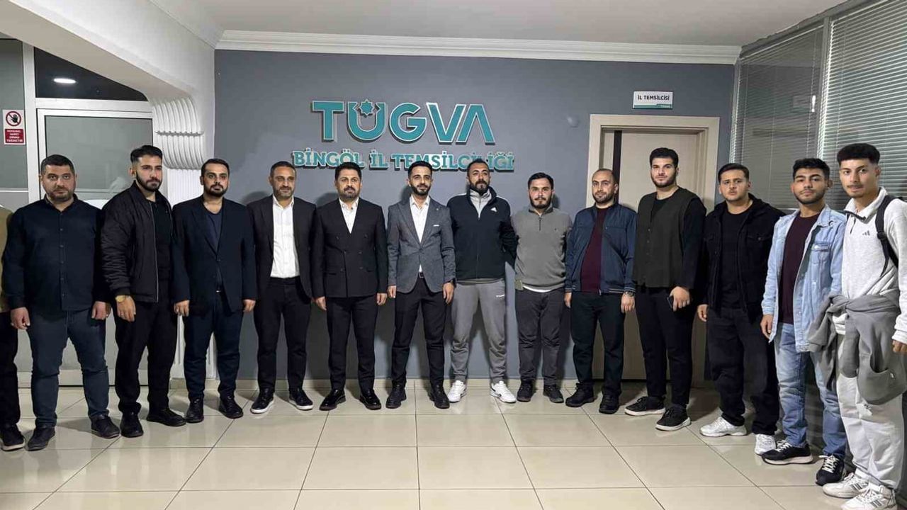 Gençlere çağrı: siyaseti ahlakla buluşturan liderliği siz taşıyacaksınız