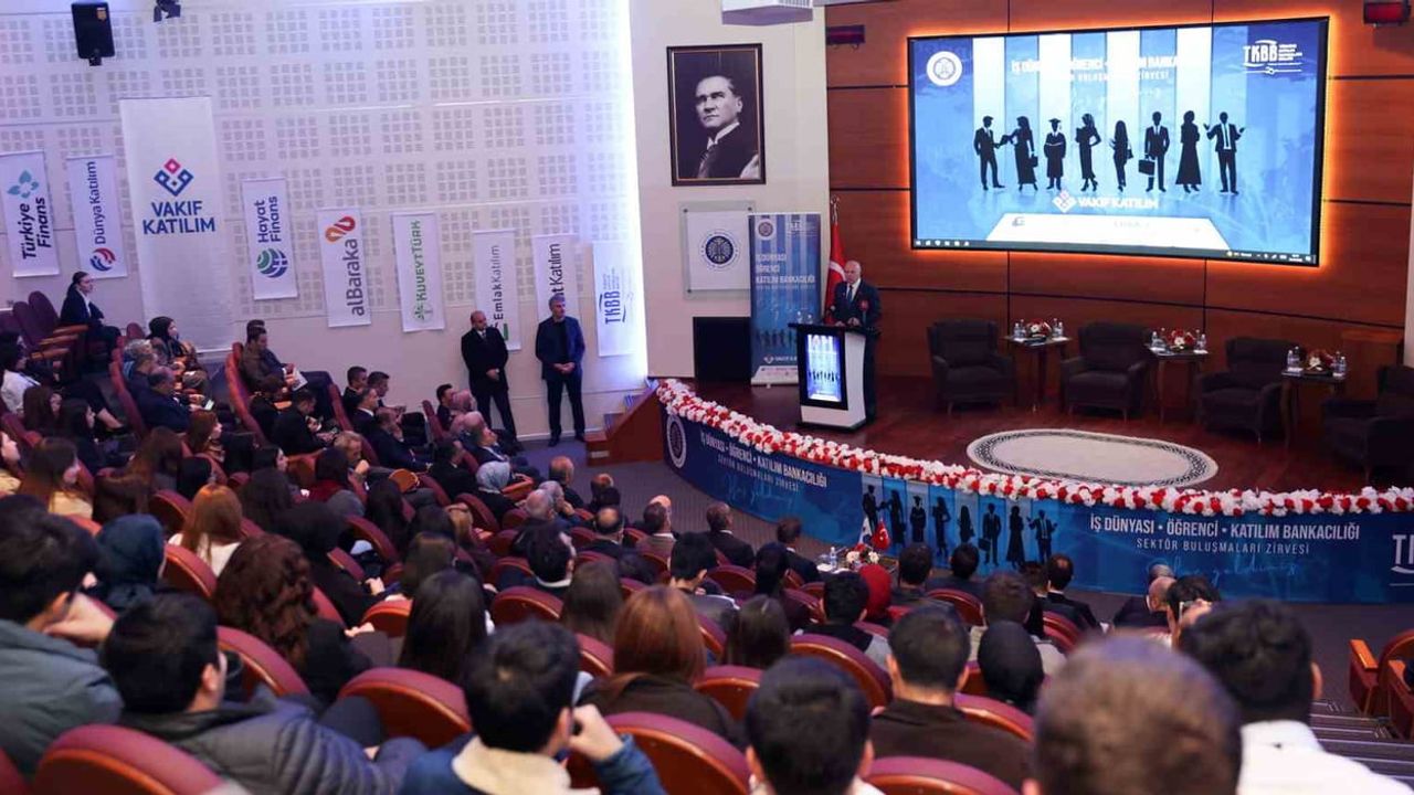 Gençlere iş hayatına başlangıç rehberi: Sekmen'den pratik tavsiyeler