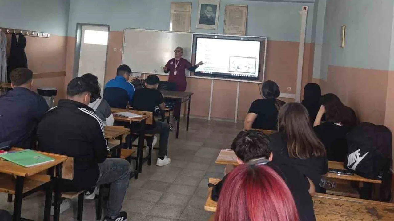 Gençlere sağlıklı yaşam dersleri: diyabet ve obeziteyle mücadele