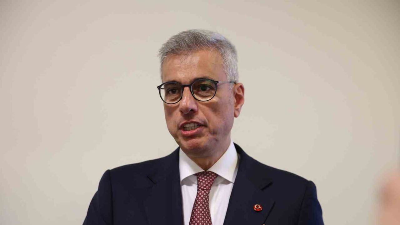 Gençleri tütünden korumak için yaş doğrulama ve yasa çalışması