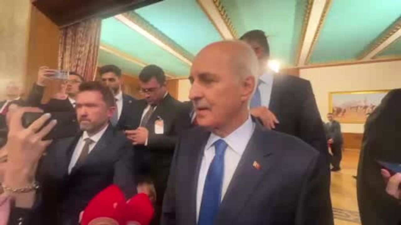 Genel kurulda salonu terk edenlere uyarı: Kurtulmuş'tan demokratik nezaket çağrısı