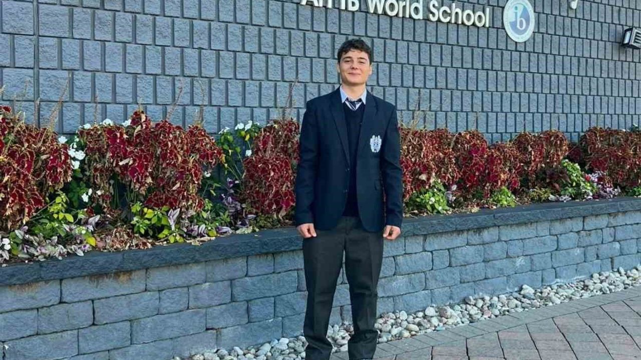 GKV’li Berat, Amerika ve Kanada’dan üst düzey burs teklifleri aldı