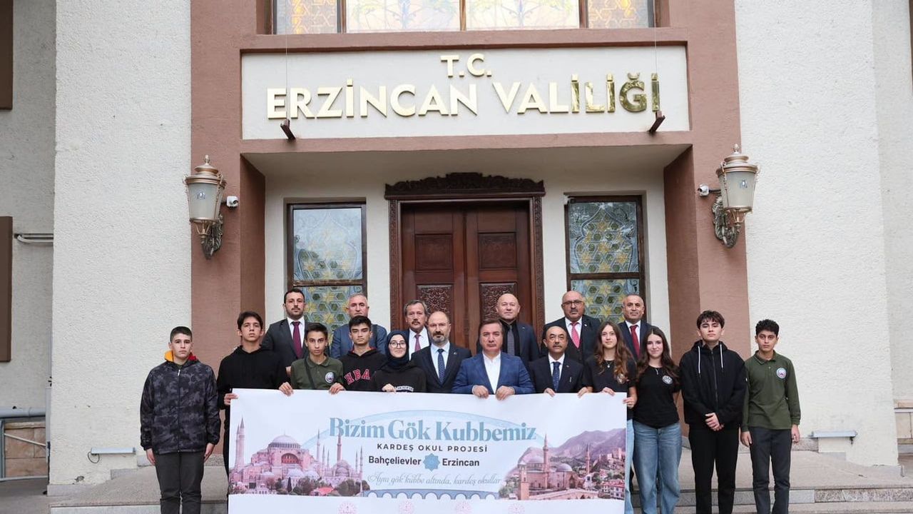 Gök kubbe altında buluşma: vali Aydoğdu öğrencileri ağırladı