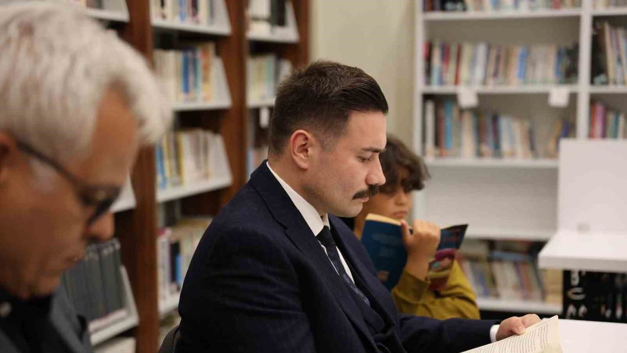 Gökçeada'da haftalık okuma buluşmalarıyle ada çapında okuma kültürü inşa ediliyor