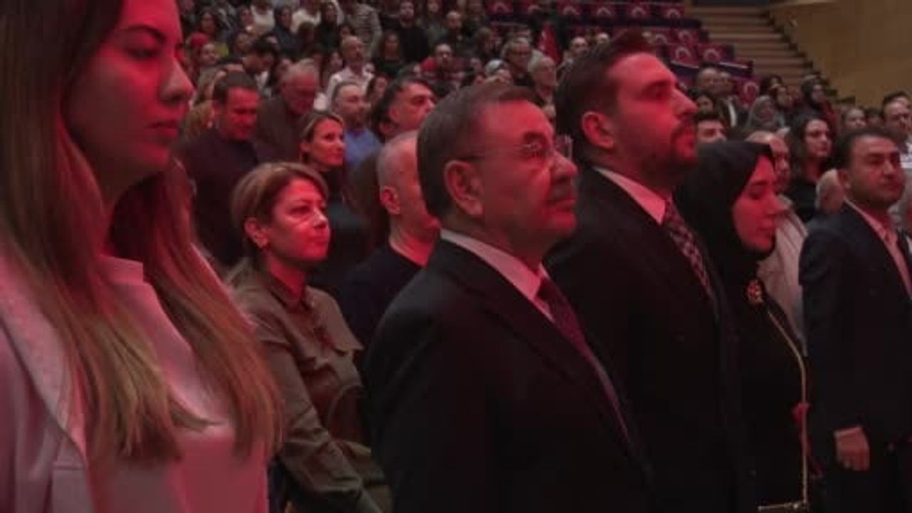 Gölbaşı'nda 103. yıl coşkusu: Kıraç ve yerel sanatçılar sahnede