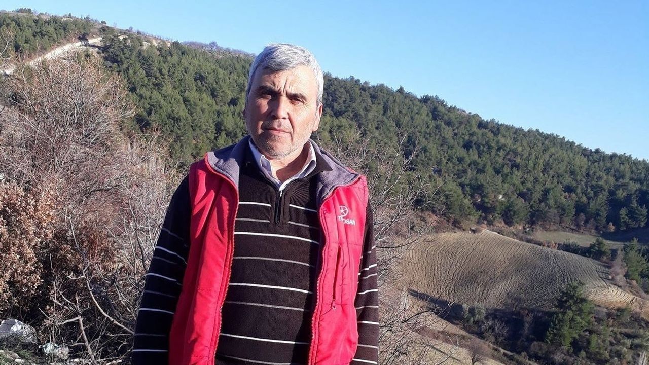 Gördes'te Balıklı Mahallesi'ni yasa boğan silahlı saldırıda baba ve oğlu hayatını kaybetti