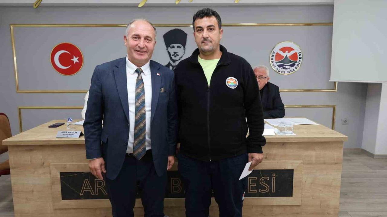 Görev başında bulduğu altını sahibine teslim eden personele 5 bin lira ödül